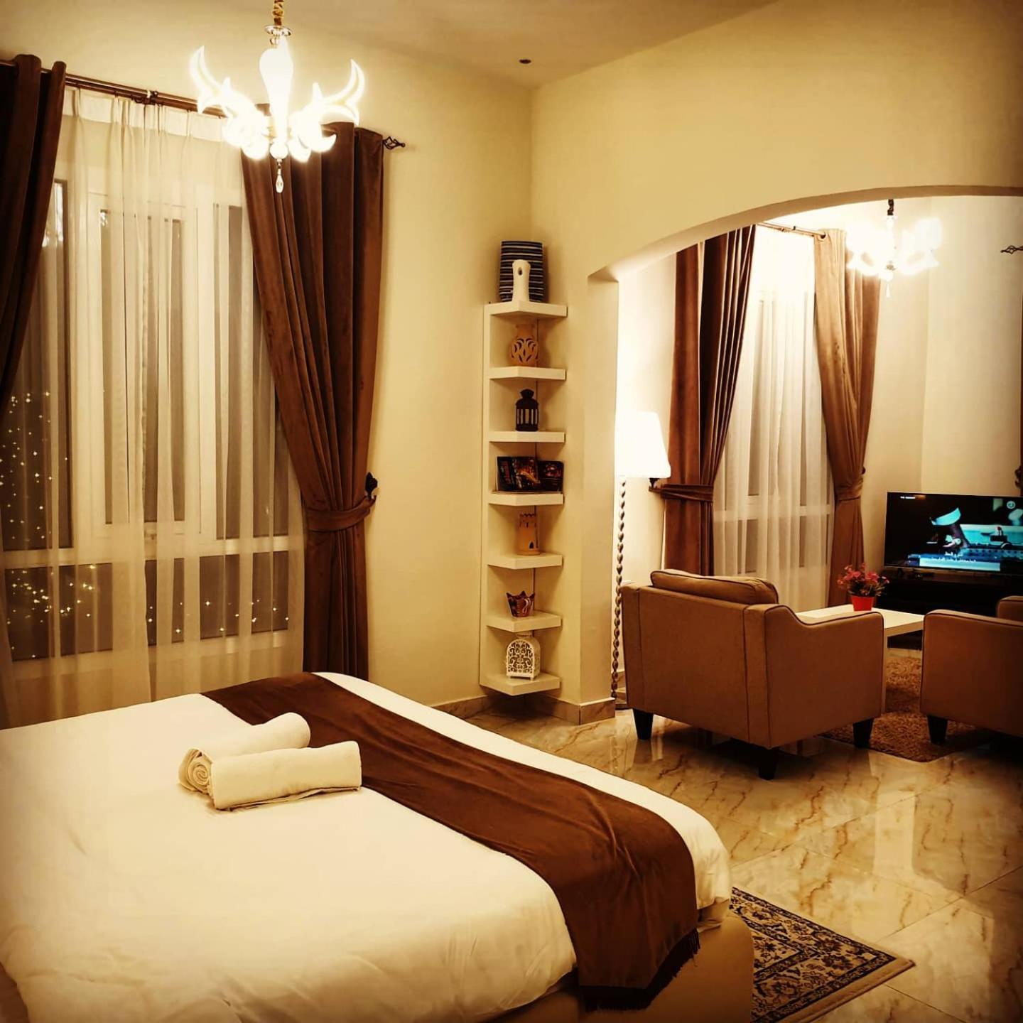 Villa Muscat Royal *